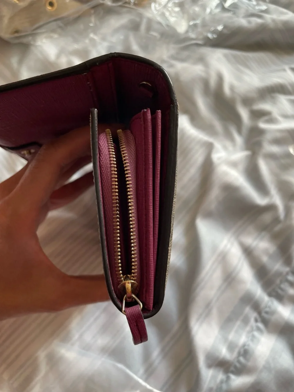 Gucci Brown Monogram Continental Wallet with Gold Charm and Chain - Picture 5 of 9